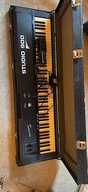 Strumenti musicali: fatar studio 900 master keyboard – Usato da Vaulion venduto da Simonsuter