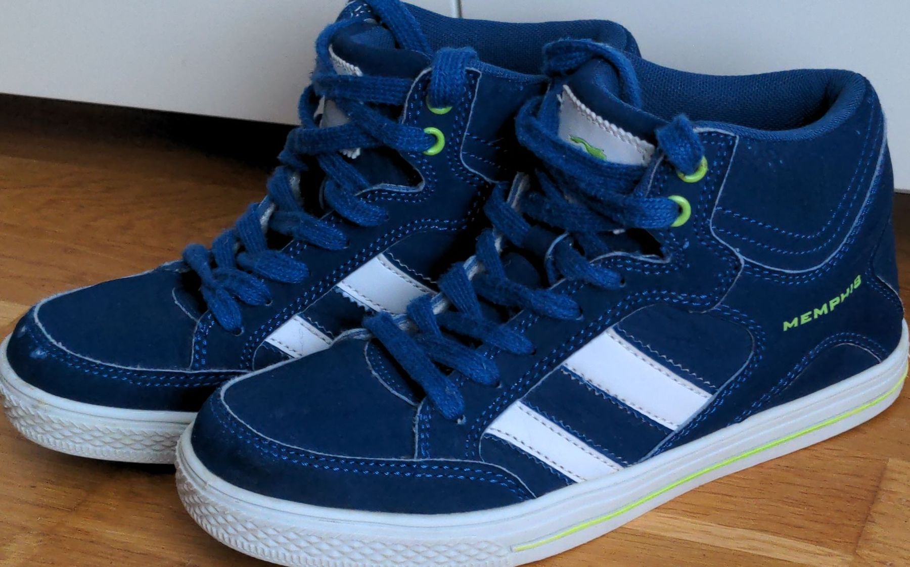Scarpe da uomo: Sneakers blau Memphis Gr. 37 – Usato da Sutz venduto da Rawypp