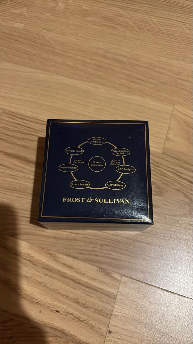 Uhren: Frost & Sullivan Presentation Box like new condition – Gebraucht aus Basel von mai_q5gs
