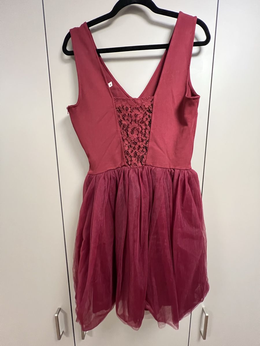 Nafnaf Kleider: Dark red Naf Naf dress – Gebraucht aus Prangins von ale_f88f 1