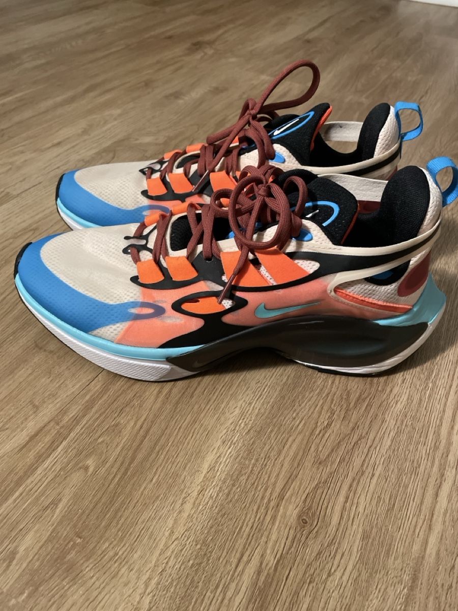 Nike Scarpe da uomo: Nike Air Max 270 React – Größe EU 44.5 / US 10.5 – Usato da Kräiligen venduto da SITARO