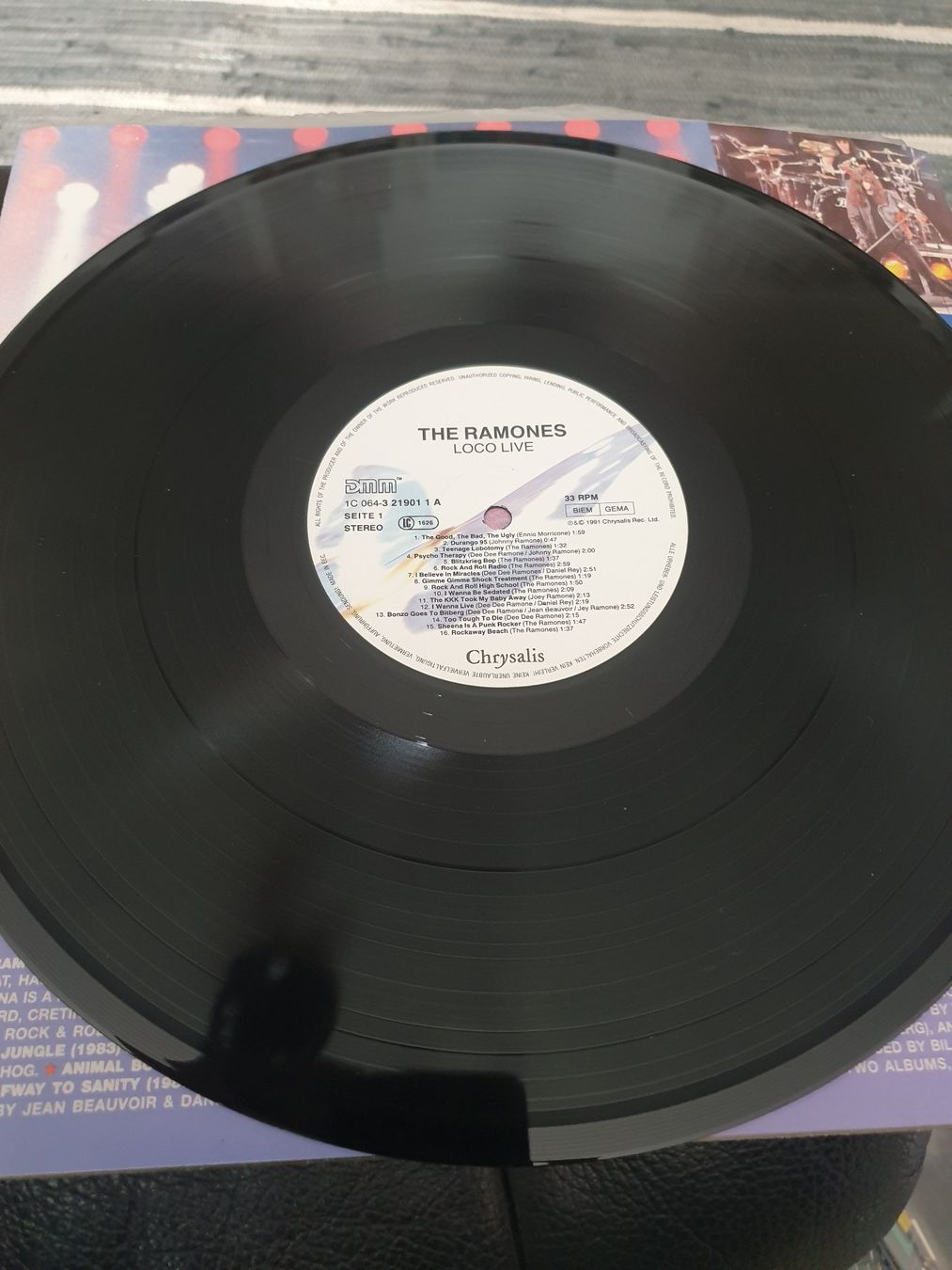 Dischi in vinile: Ramones – Loco Live – Usato da zürich venduto da ultraviolet 2