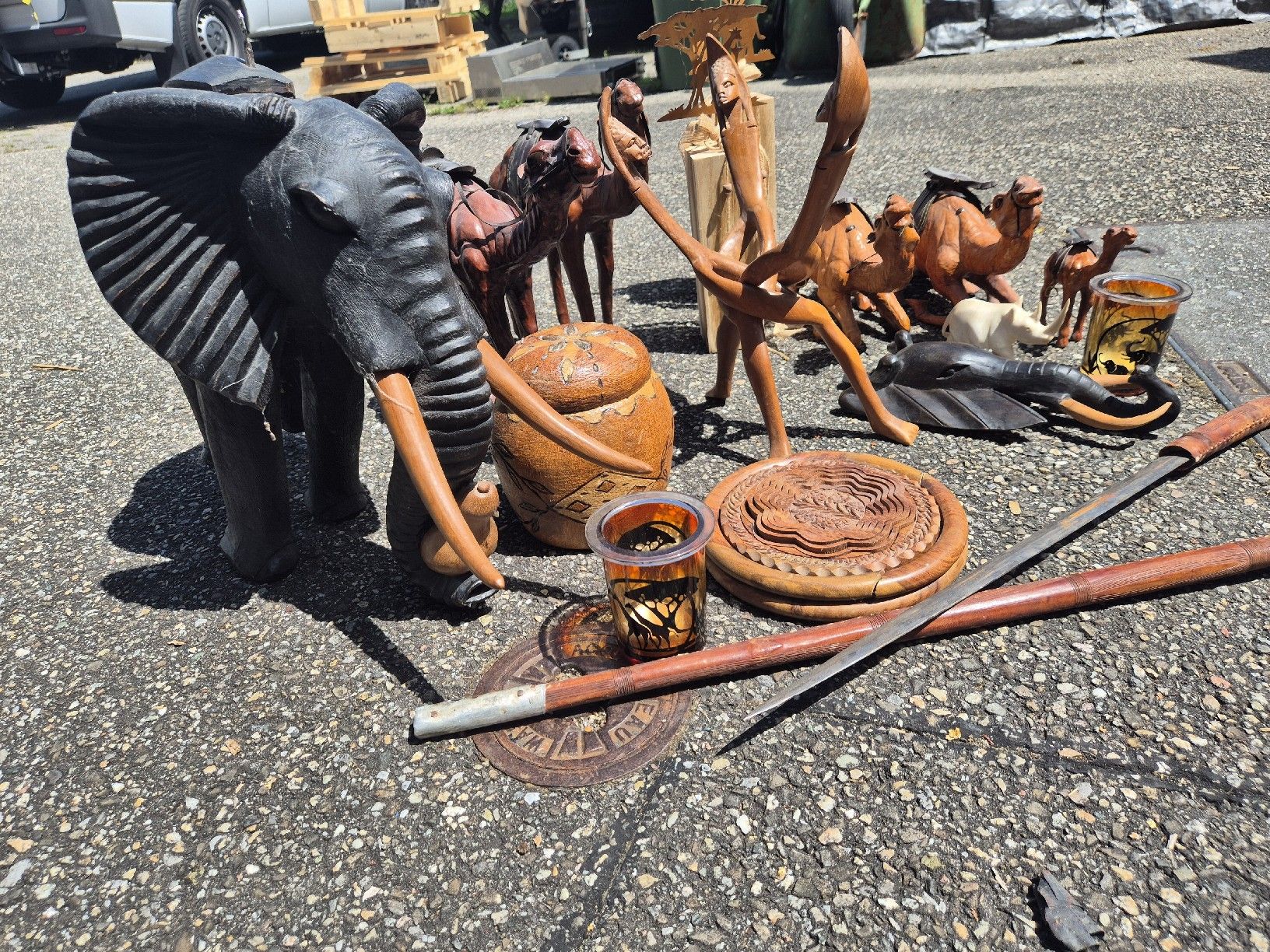 Tutte le decorazioni: Afrikanische Figuren Deko  – Usato da Wynau venduto da Bastel87 1
