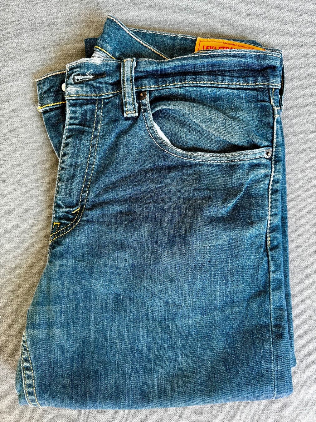 Levi's Jeans: Levis Jeans 511, 34 x 34 blau – D'occasion à Bonstetten par Moeriger