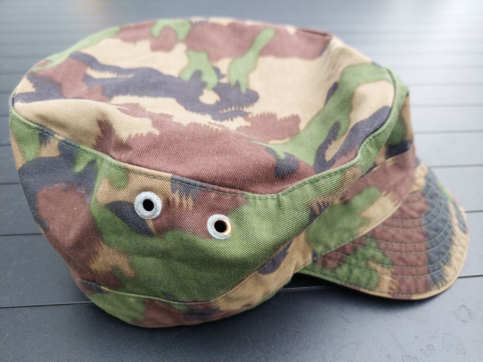 Schweizer Armee Uniformi: Militär Tarn Mütze – Usato da Zürich venduto da makimakimak 2