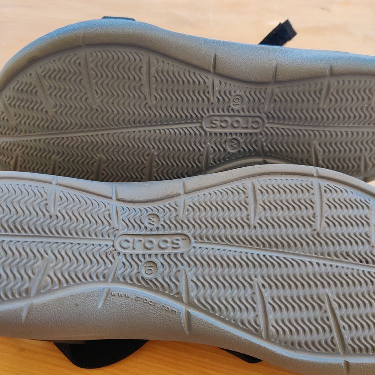Crocs Damenschuhe: Crocs Sandale grosse 40  W10  – Neu (gemäss Beschreibung) aus Oberwil BL von Jaris68 2