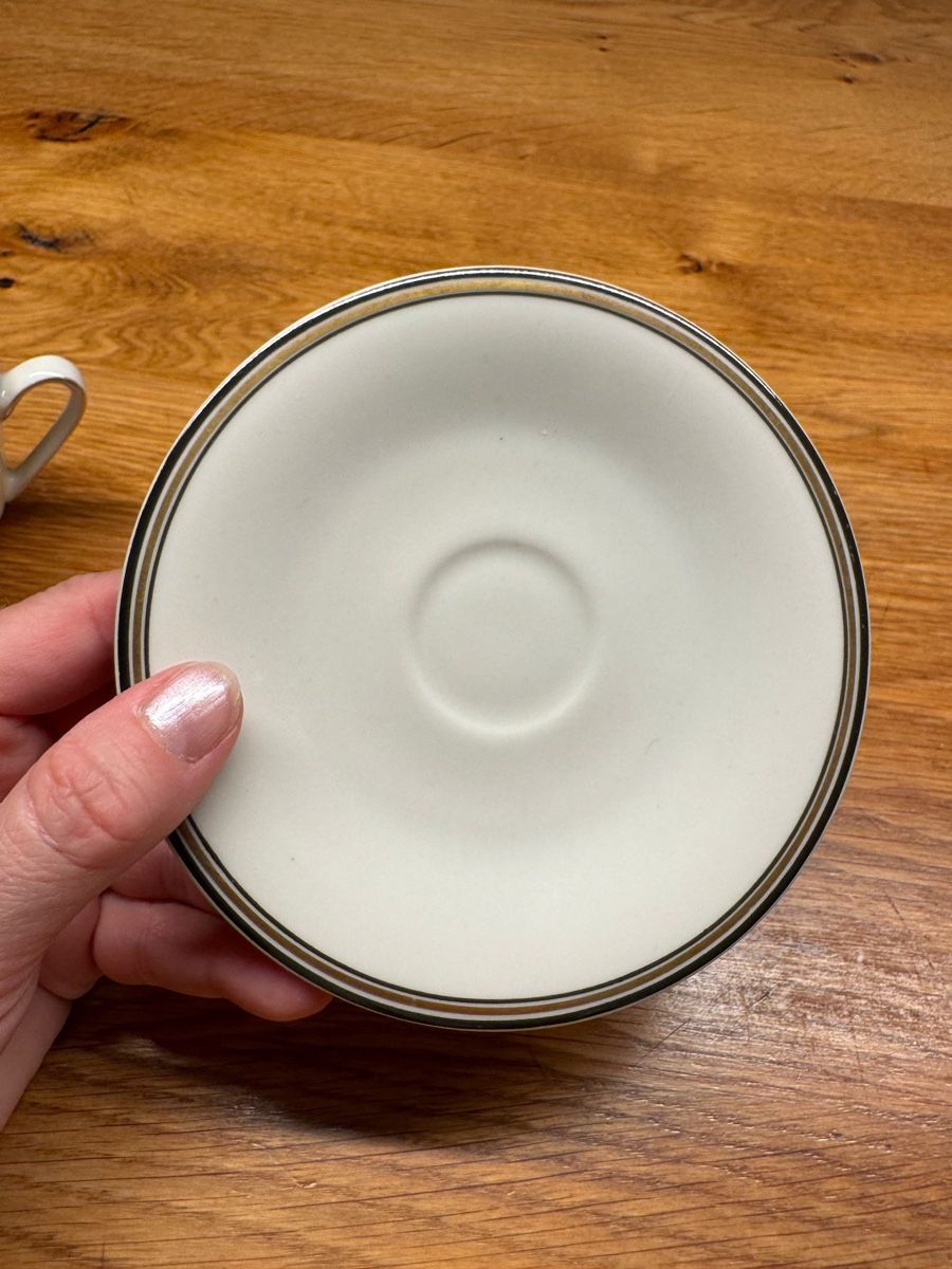 Tazze: Langenthal Suisse Tasse mit Unterteller Goldrand – Usato da Niederbüren venduto da poschti 5