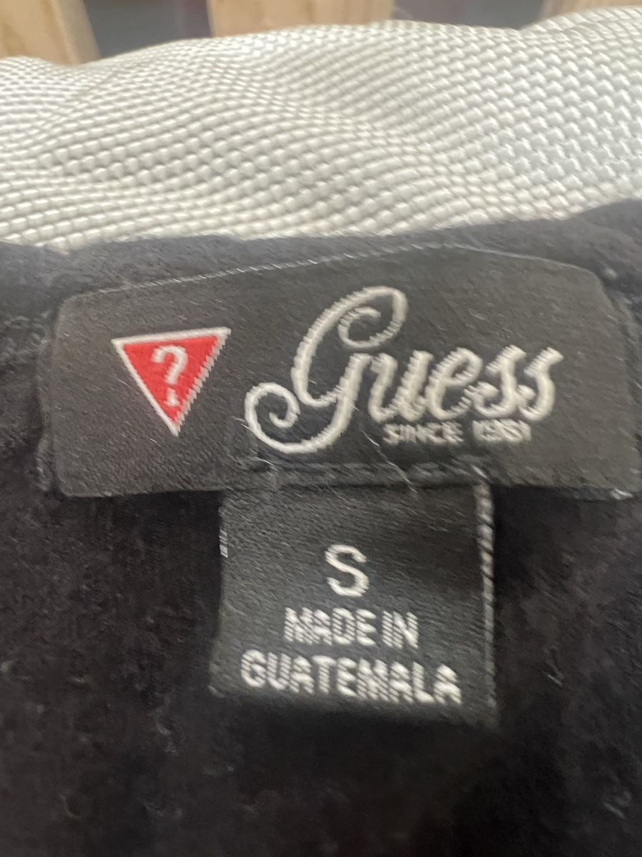 Guess T-Shirts: Shirt Guess Gr. S – Neu (gemäss Beschreibung) aus Wädenswil von GNT 2