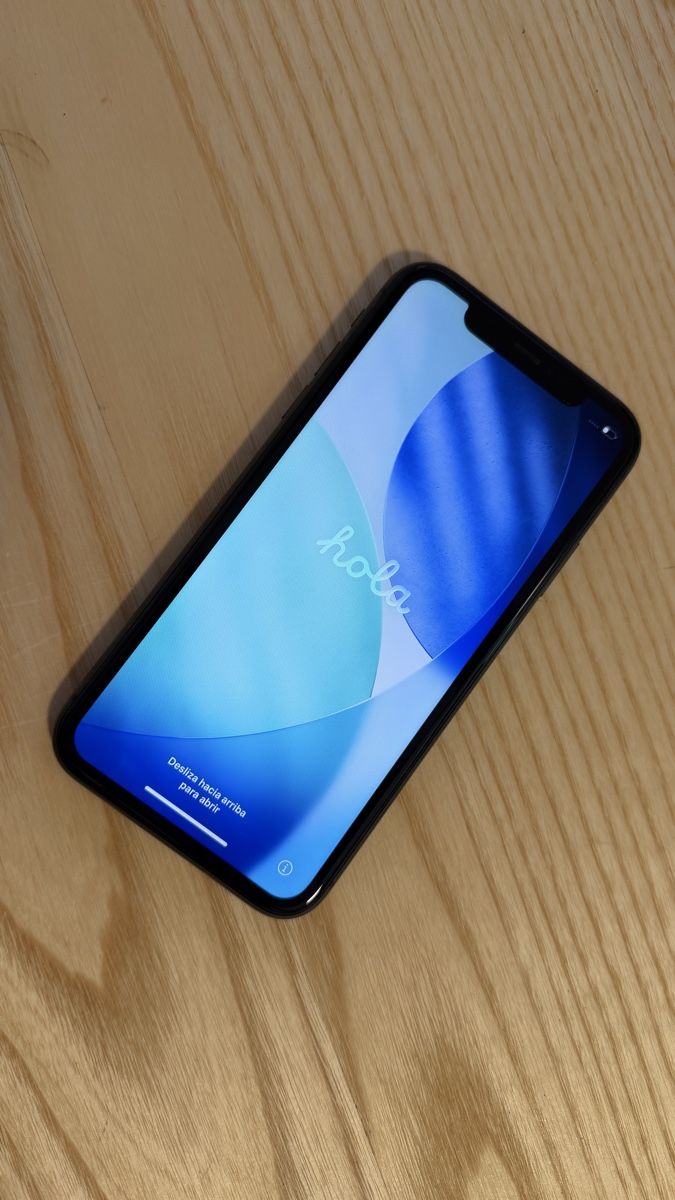 Apple Telefoni cellulari / Smartphones: iPhone 11 128GB / top Zustand – Usato da Meierskappel venduto da 0033