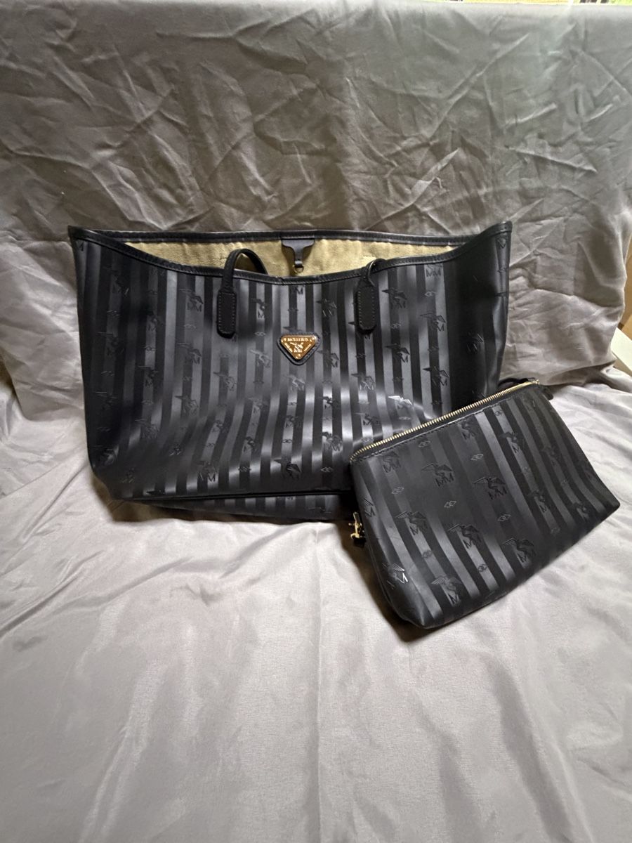 Maison Mollerus Taschen für Damen: Maison Mollerus Shopper schwarz – Gebraucht aus Ballwil von Quinaara