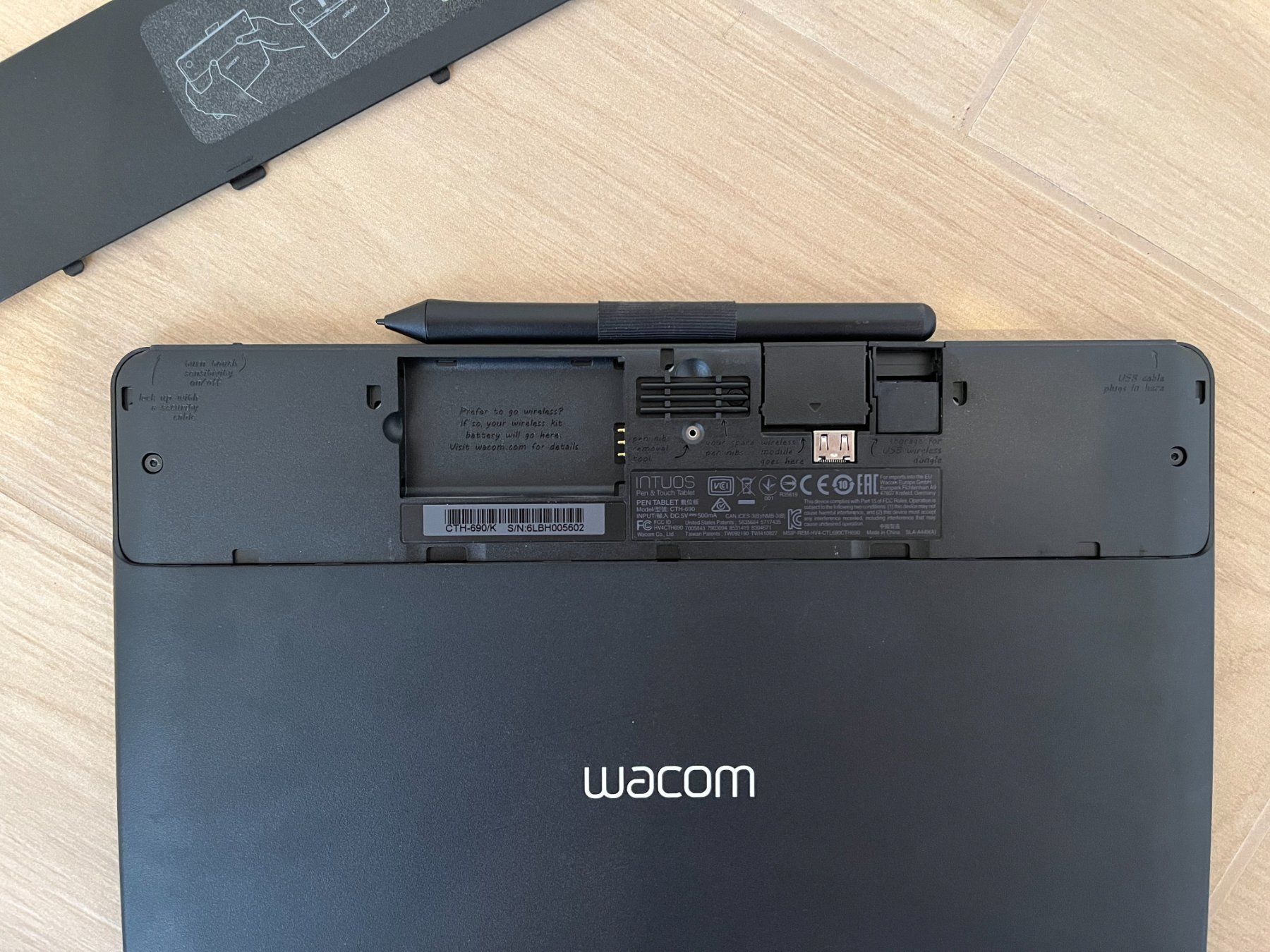 Wacom Tablettes PC: wacom INTUOS Grafiktablet – D'occasion à Frauenfeld par Hv 5