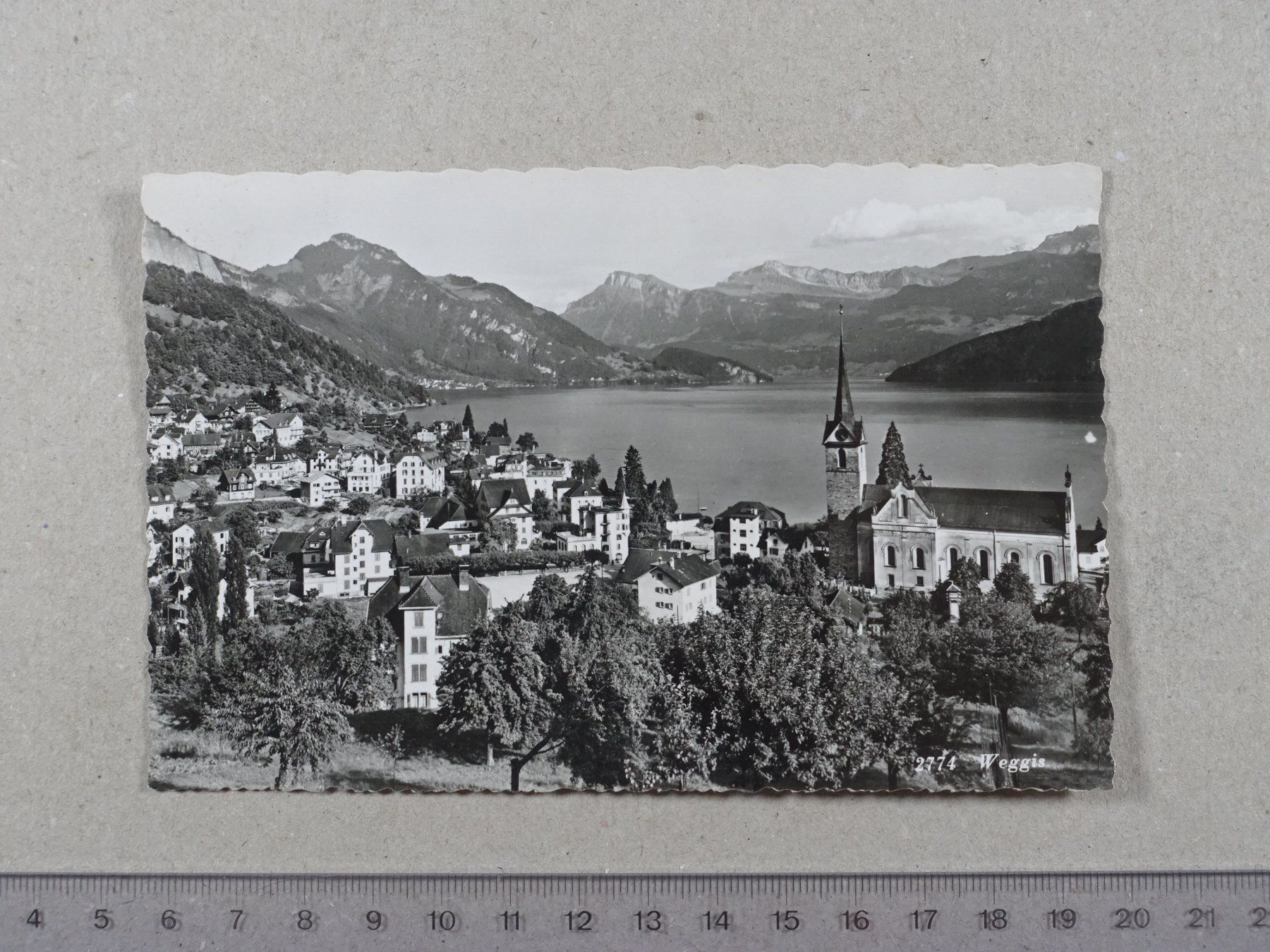 Ansichtskarten: Weggis, 1951 – Gebraucht aus Lenzburg von fh1