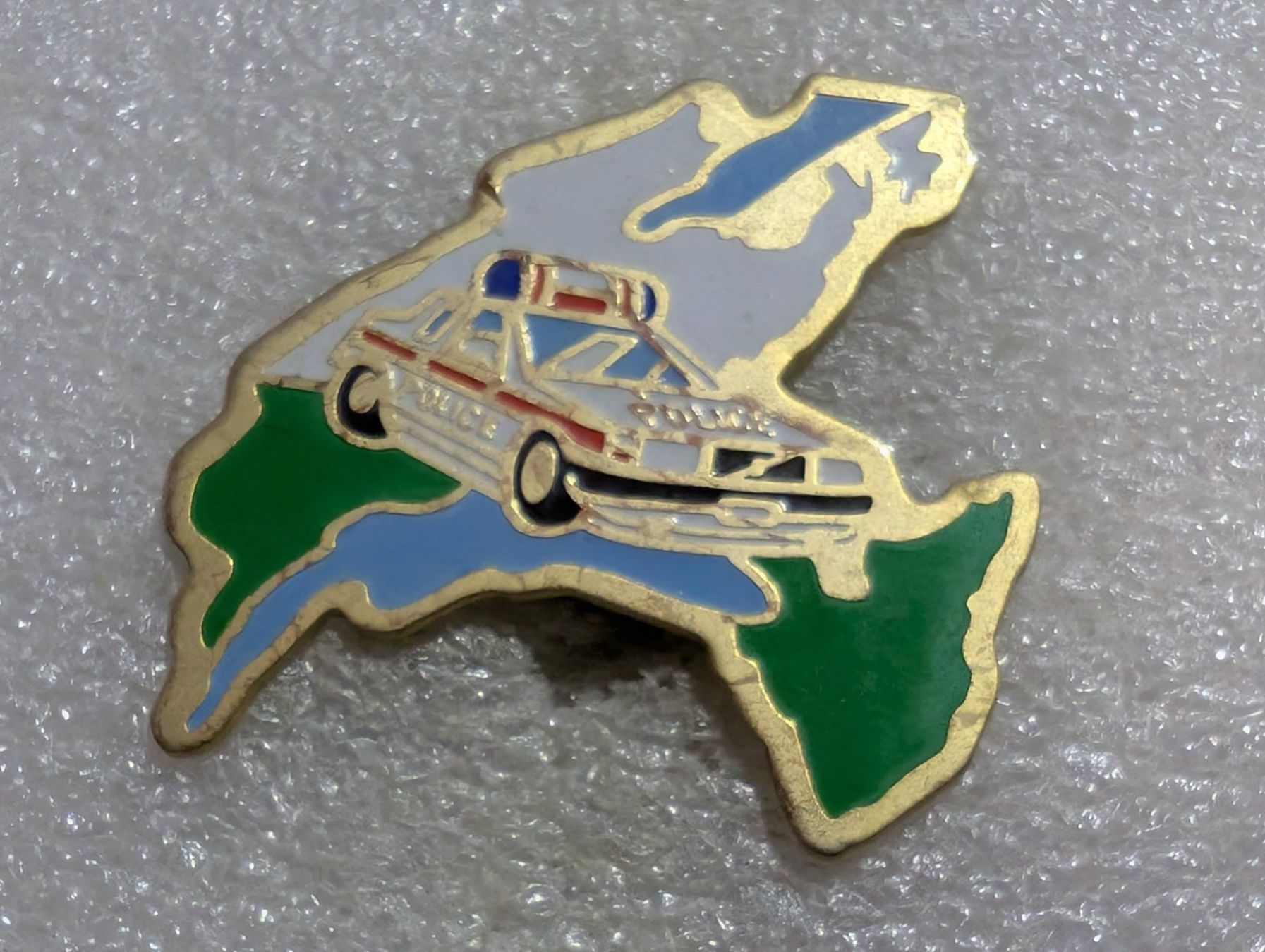 Placchette & Badge: Ansteckpin 214: Polizei – Usato da Oppligen venduto da Pin-Fall-Shop