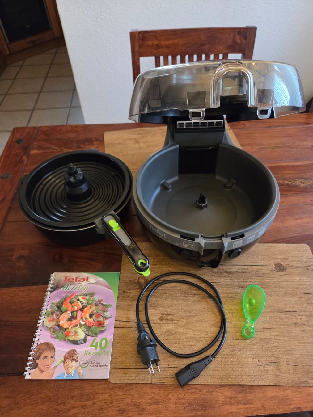 Tefal Küchengeräte: Tefal Actifry 2in1 Airfryer – Gebraucht aus Matzendorf von chicaela