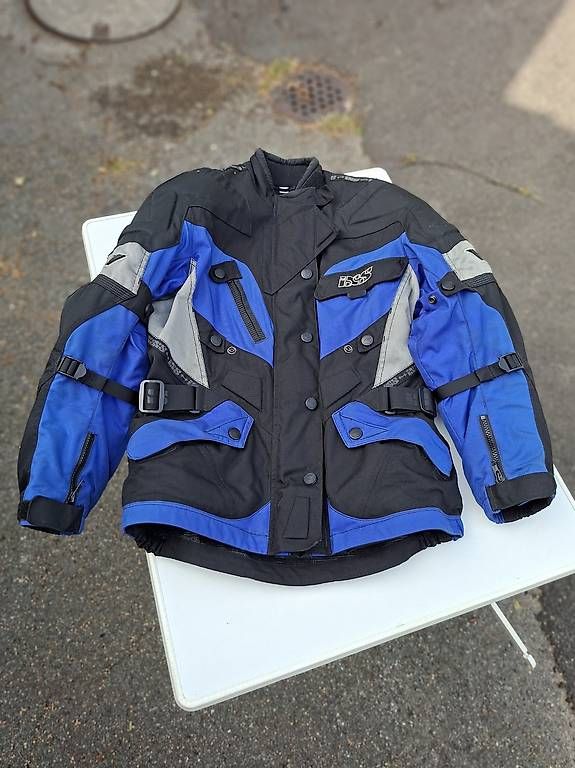 IXS Vestes: Motorradjacke IXS, Grösse M – D'occasion à Kreuzlingen par Norina_8b8d
