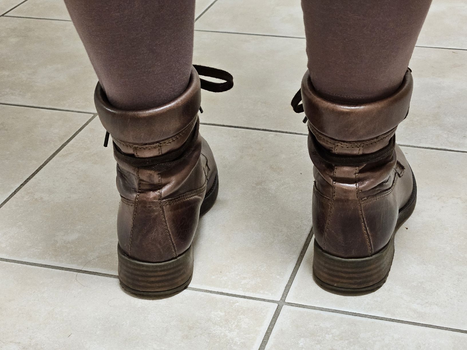 Buffalo Damenschuhe: Stylische braune Lederstiefel Grösse 38 – Gebraucht aus Winterthur von noodle_soup 3