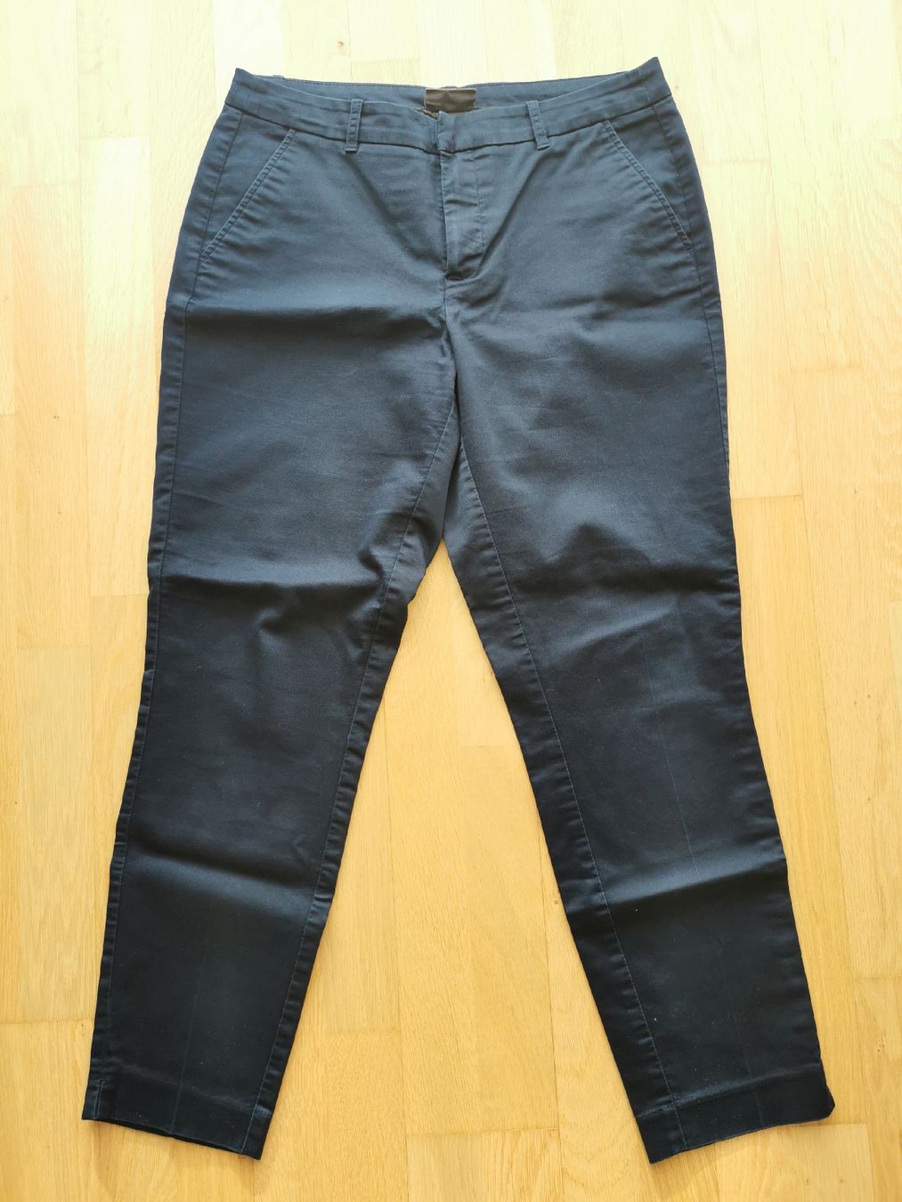 C&A Pantaloni: Dunkelblaue Anzughose, C&A, Grösse 36 – Usato da Ostermundigen venduto da AlwaysHaveFun90