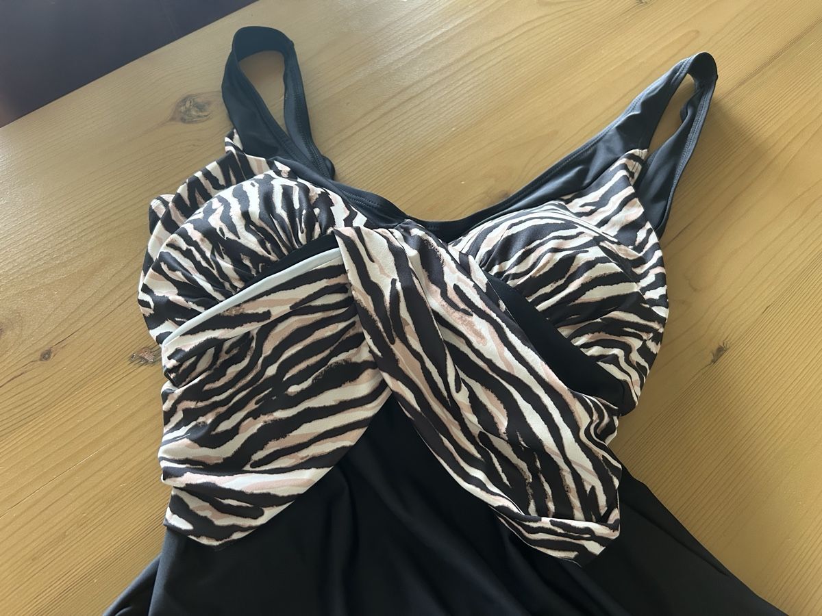 Costumi da bagno & Bikini: Badekleid – Usato da Richterswil venduto da solisoli5 1