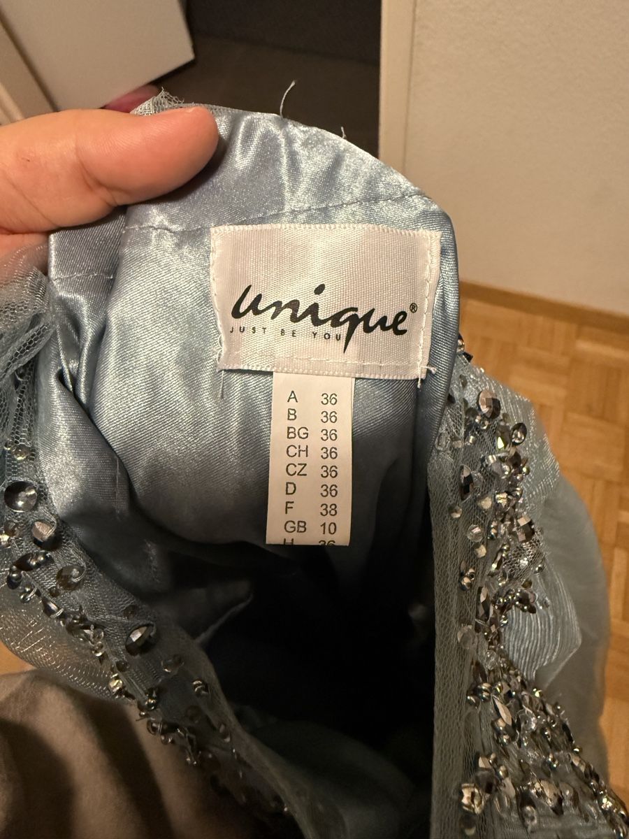Kleider: UNIQUE ABENDKLEID MIT GLITZERSTEINEN, GR. 36 – Neu (gemäss Beschreibung) aus Winterthur von fij_f65r 2