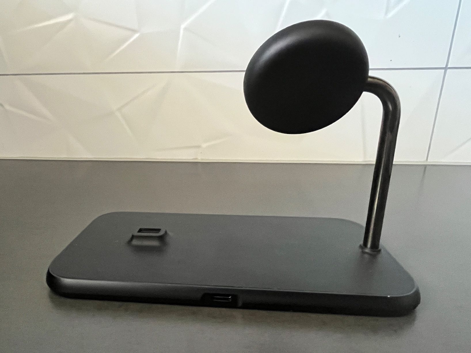 Caricabatterie: Station de charge multiple, Zens, 4 connecteurs - 20W, noir – Usato da Chavornay venduto da HDesH 2