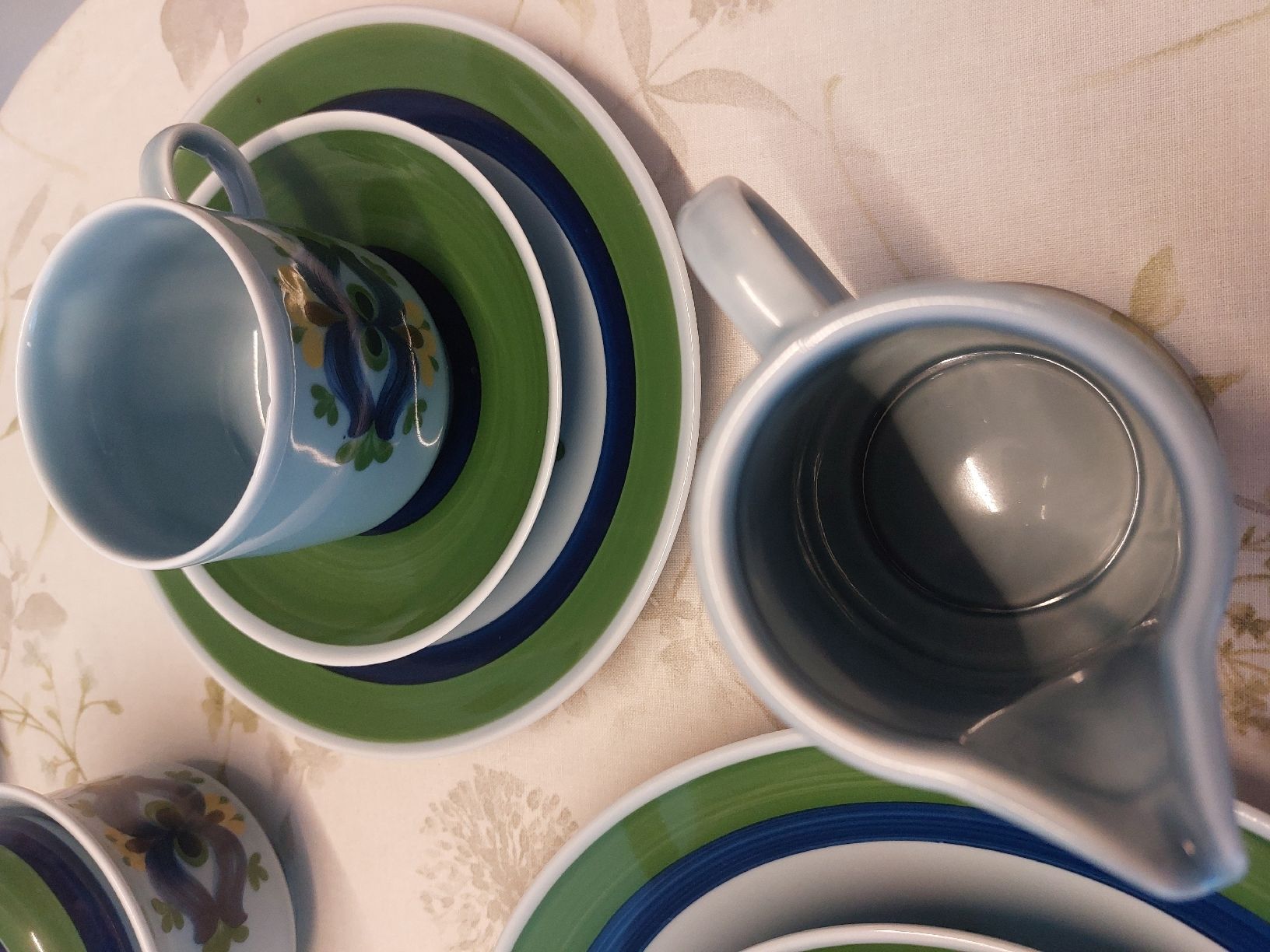 Set di piatti: 8 teiliges Service Set – Usato da Vilters venduto da tha-tha 9