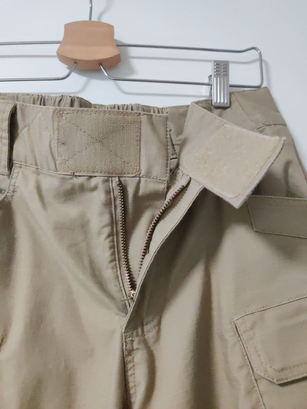 Pantaloni: Helikon-Tex Urban Tactical Pants® PolyCotton Stretch Ripstop – Usato da St. Gallen venduto da secondhandy111 2
