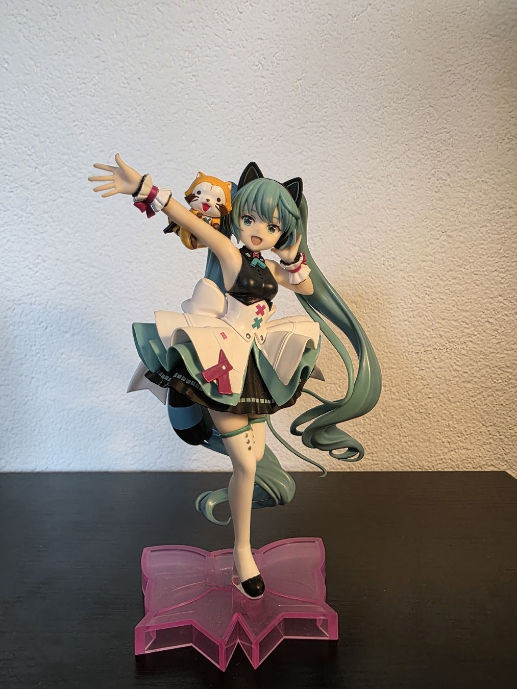 Statuette: Hatsune Miku Figur mit Waschbär – Usato da Liebefeld venduto da tun_nc6k 1