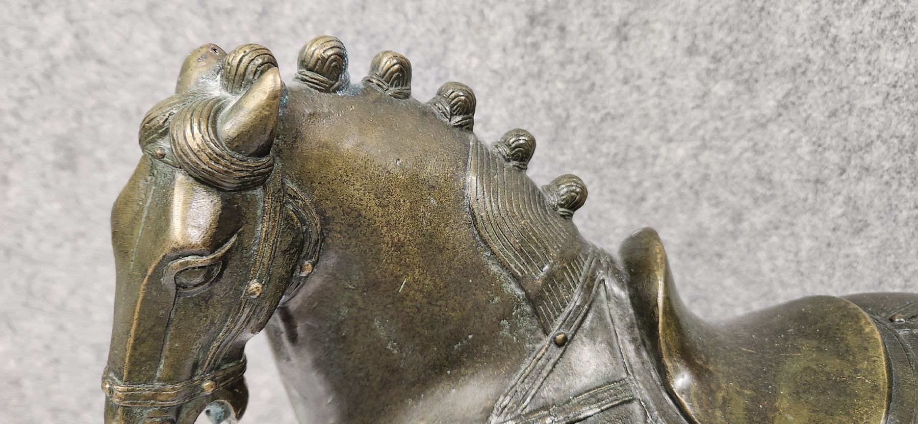 Statuette: Chinesisches Ming Pferd 4/6 – Usato da Wollerau venduto da CH8832 2