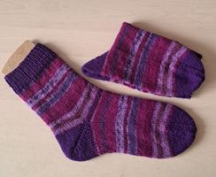 Handgestrickte Kindersocken_16, Gr. 34/35