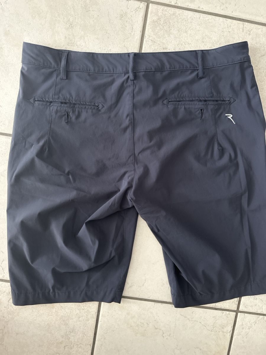 Hosen: Chervo Golfshorts Men 54 – Gebraucht aus Davos Platz von Anakonda1 1