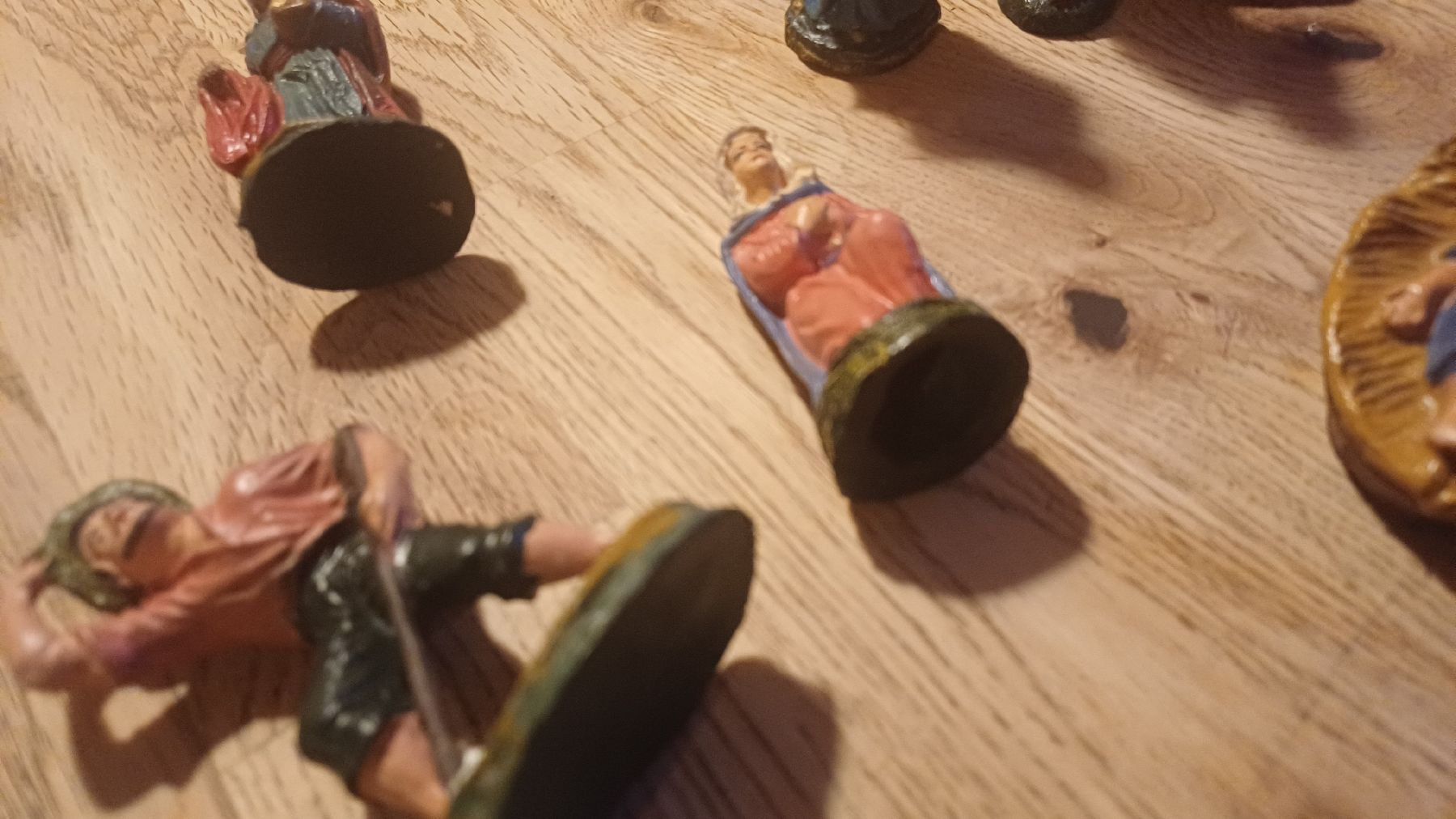 Statuette: Schöne Antike Krippenfiguren  – Usato da Flawil venduto da Pinkmalibu 3