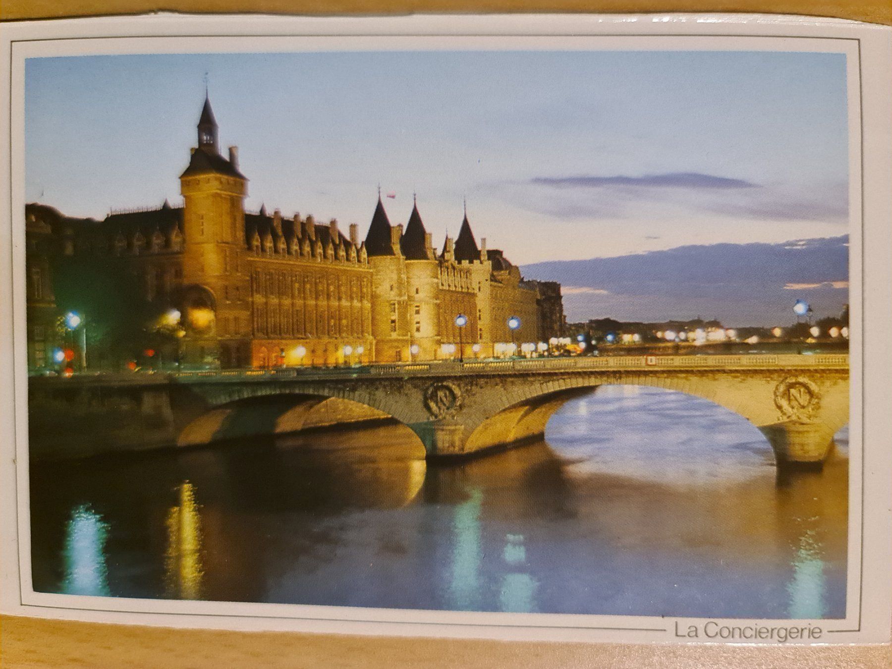 Cartoline postali: Ansichtskarte Paris Frankreich – Usato da Dintikon venduto da Vexi