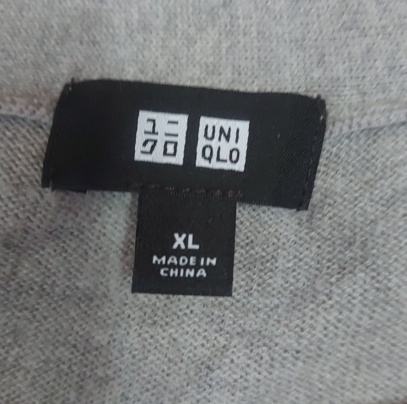 Uniqlo Giacche: Uniqlo Strickjacke, Grau, L/XL – Usato da Winterthur venduto da ugahugah 1