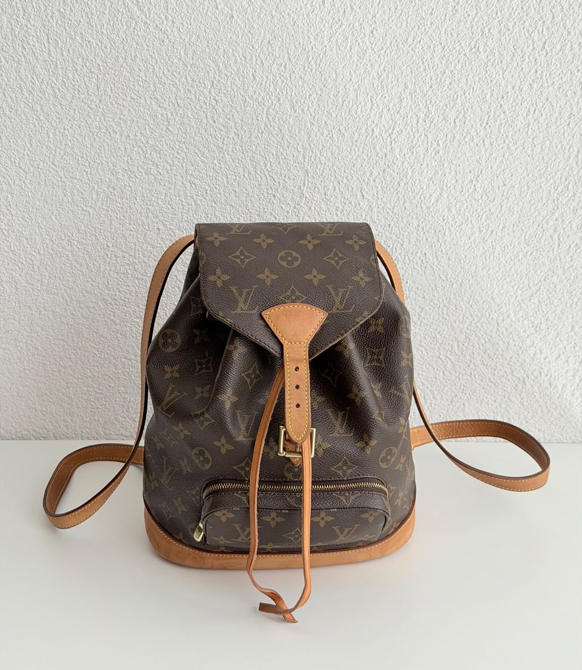 Louis Vuitton Zaini: Louis Vuitton Montsouris MM – Usato da Reinach AG venduto da gab_8s7m 3