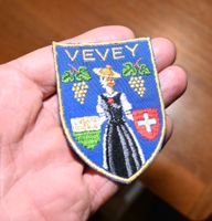 VINTAGE Badge VEVEY nos ST. GALLER STICKEREI