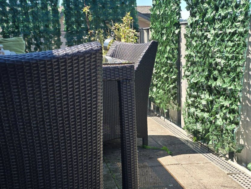 Pfister Set di tavolo e panche: Gartentisch inkl. 4 Stühle aus Rattan – Usato da Winterthur venduto da alm_p7zs 4