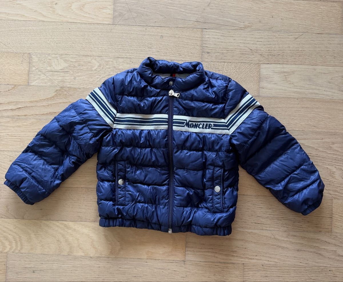 Giacche & Cappotti: Moncler Kinder 2J  / 92cm – Usato da Langnau am Albis venduto da Jean1982