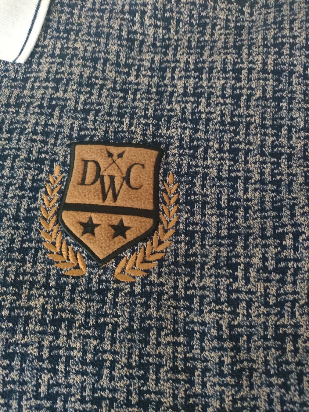 Pulls & Sweat-shirts: DWC Pullover  – D'occasion à Brugg AG par Mashaba 1