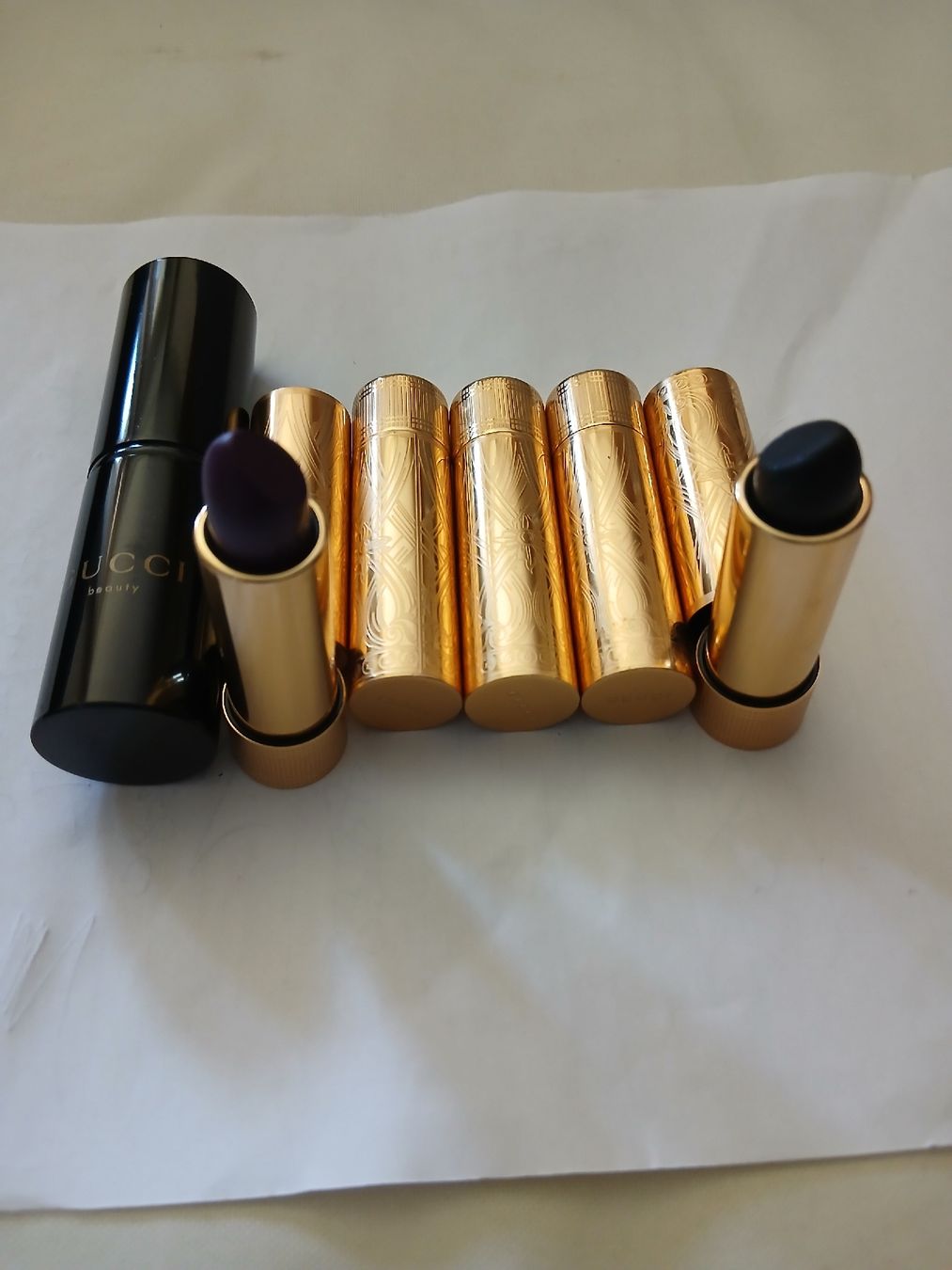 Gucci Make-up: Gucci lipsticks – Neu (gemäss Beschreibung) aus Zürich von tg4_y65n