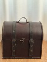 Vintage Style Storage Trunk - Perfect Home Decor Item