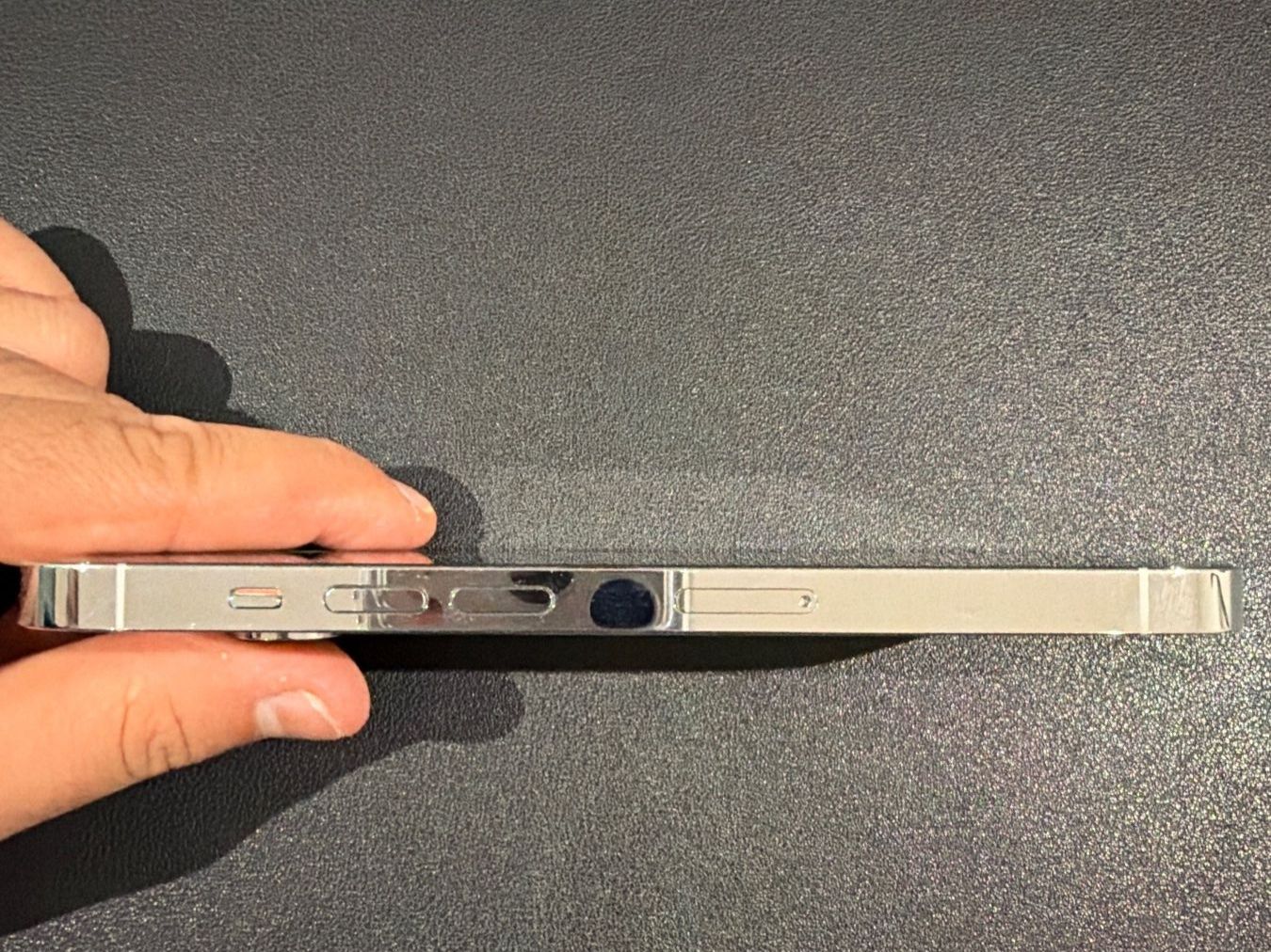 Apple Handys / Smartphones: Iphone 14 Pro Silver (256GB) – Defekt aus Eschenz von MARQSEC 4