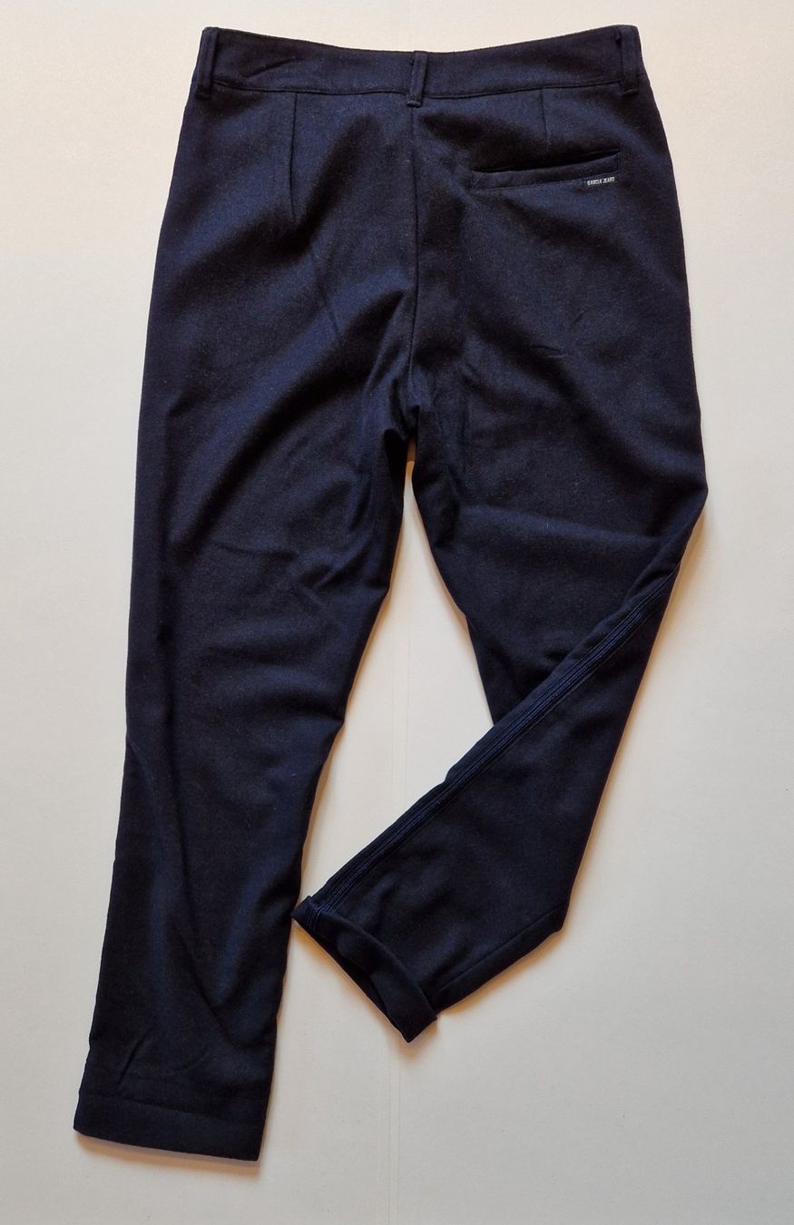 Hosen: Garcia Jeans Damenhose Size 28 – Neu und originalverpackt aus Braunau von Brand-Store