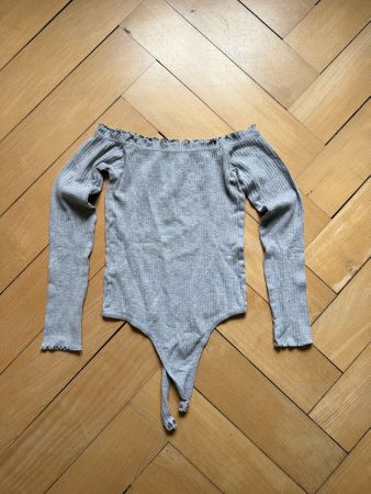MISSGUIDED - Body hellgrau gestreift 34
