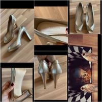 Goldene Pumps
