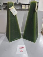 594 Posten Raureif Pyramiden-Kerze/n 140x140x370 aus Liq