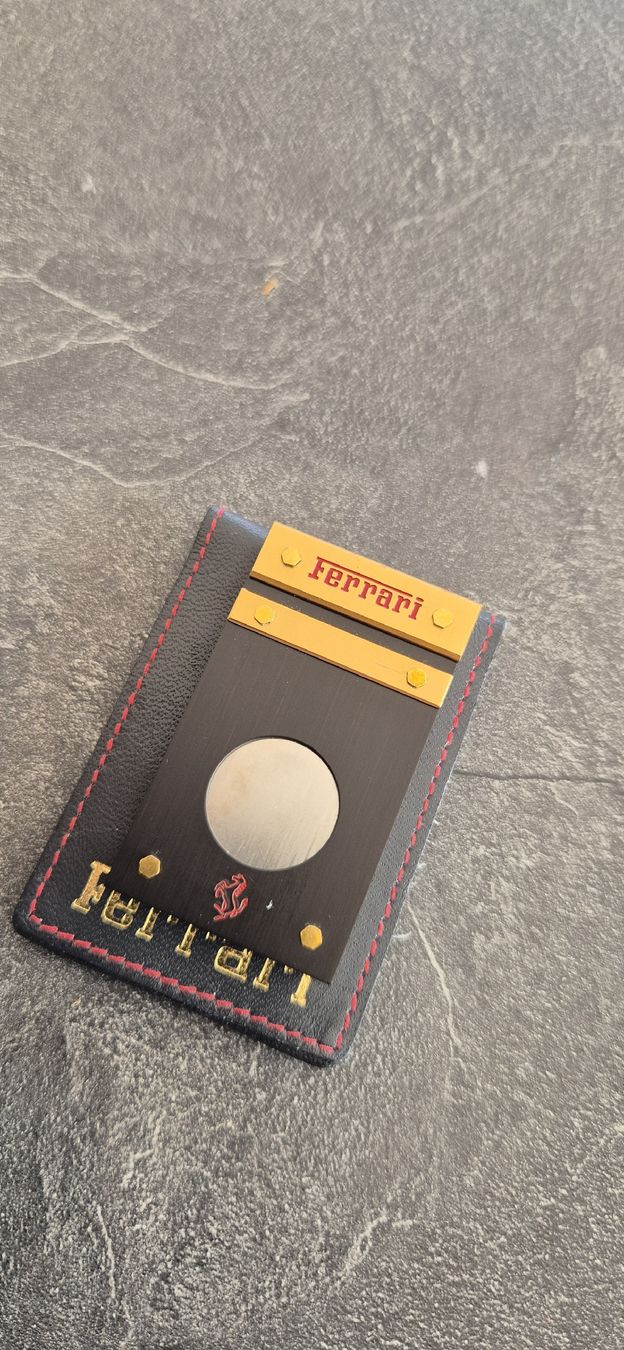 Cigares: coupe cigar cartier Ferrari – D'occasion à Châtel-St-Denis par michael220 1