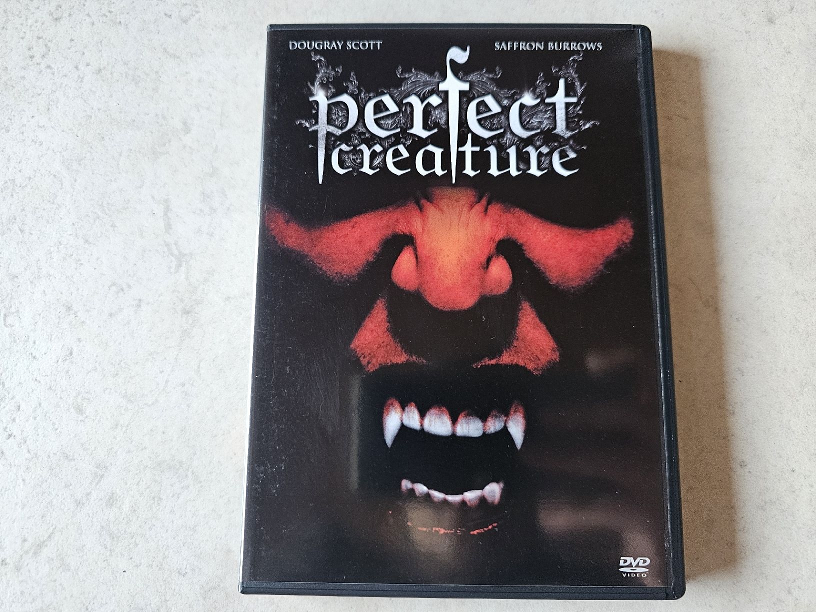 Tutti i DVDs: Prefect Creature – Usato da Schneisingen venduto da backstore24