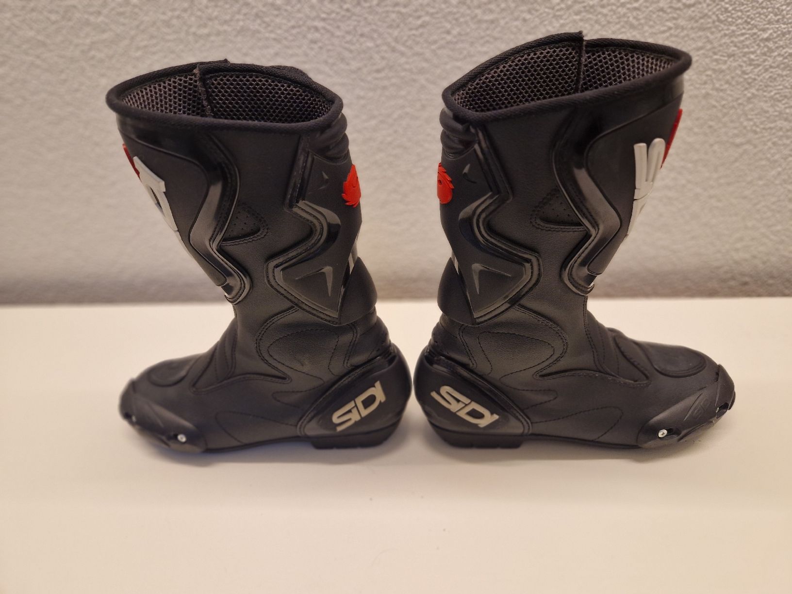 SIDI Scarpe da uomo: Neu: Motorradschuhe Sidi Grösse 39 – Nuovo (secondo la descrizione) da Weesen venduto da Pininafarina 3