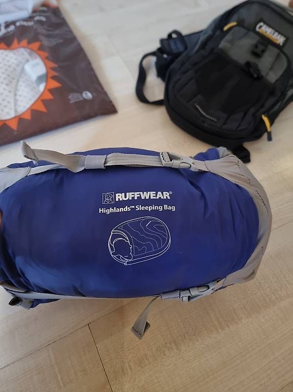 Sacchi a pelo: Hundeschlafsack ruffwear – Nuovo e nell'imballaggio originale da Sempach venduto da sev_sg7k