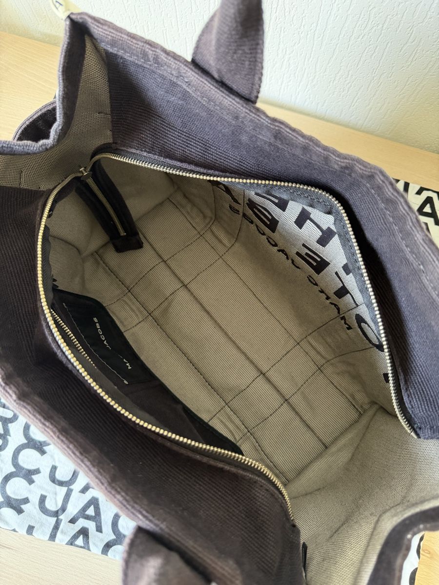 Marc Jacobs Taschen für Damen: MARC JACOBS THE TOTE BAG – Gebraucht aus Genève von yav_9r9f 3